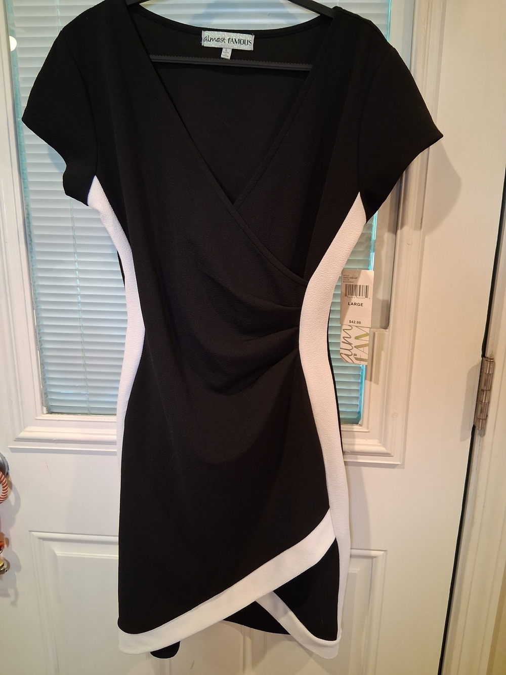 sku016 Almost Famous Black and White Faux-Wrap Tulip Dress NWT Size L